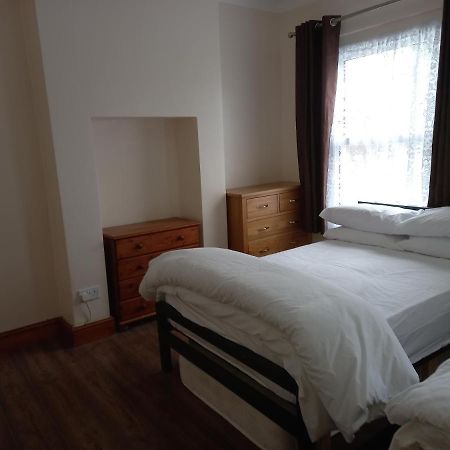 Bubblesbnb- 4 Bedroom House London Exterior foto